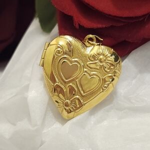 Vintage Gold Tone JJI Heart Locket Engraved with 1 Corinthians 13:13 Quote